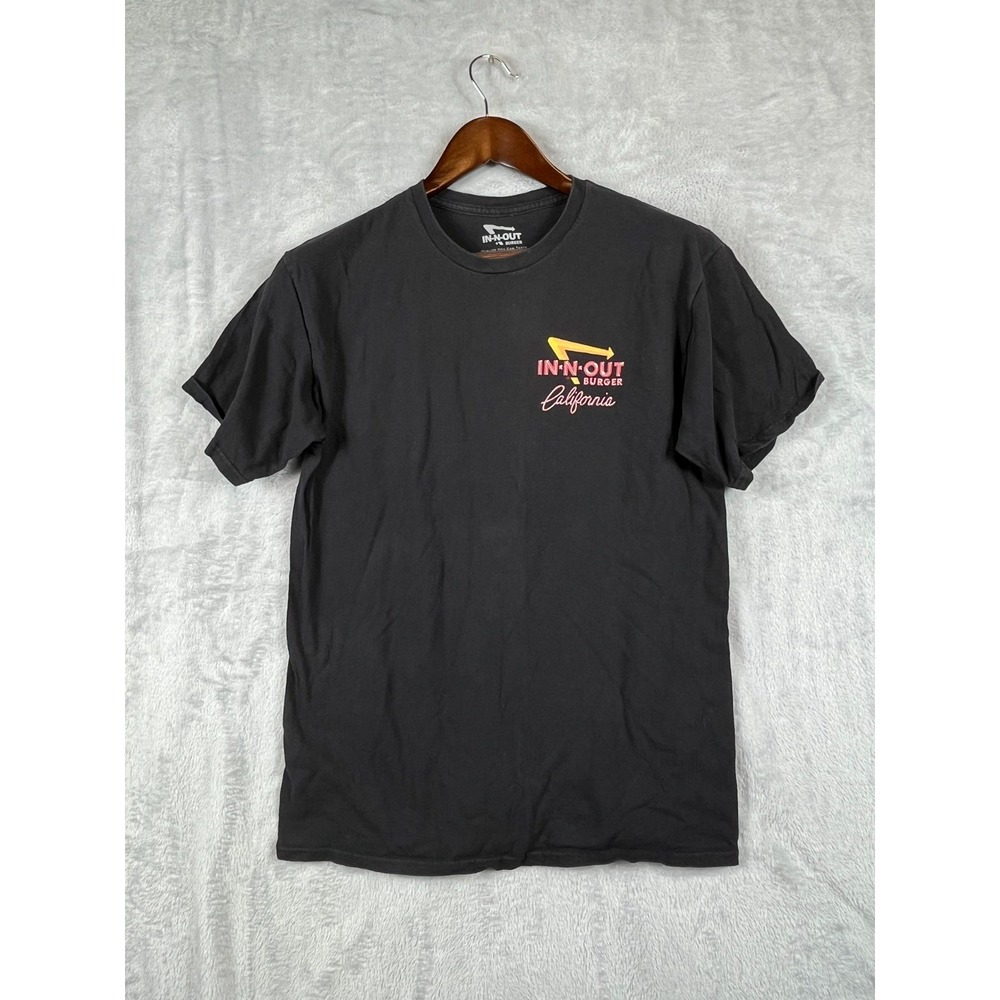 In-N-Out Burger Mens M Graphic T Shirt Black California Cars Palm Trees Retro - Picture 7 of 9